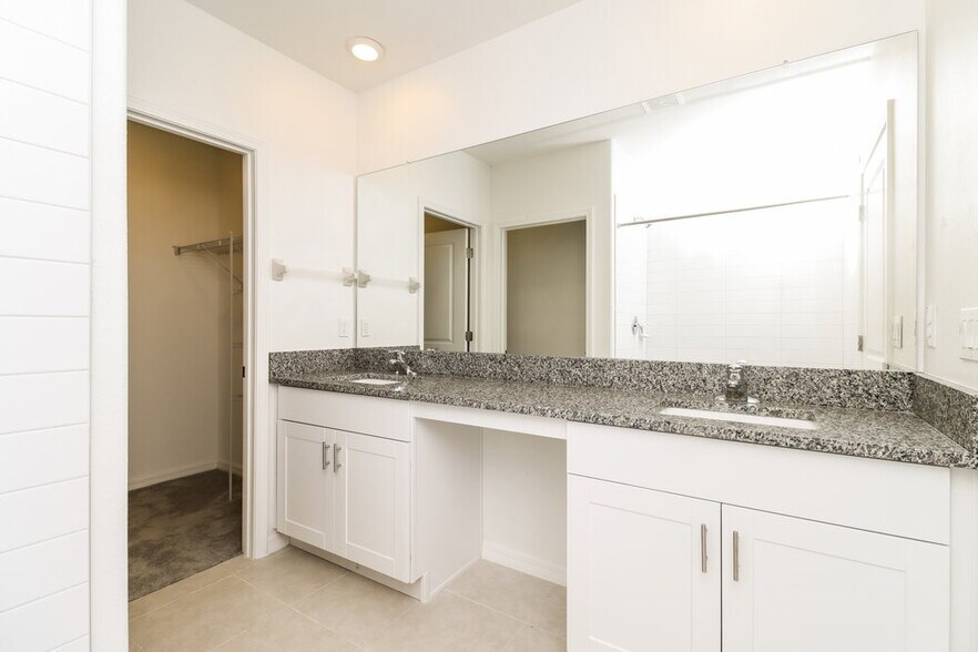 Building Photo - 17839 Cloudless Bliss Dr