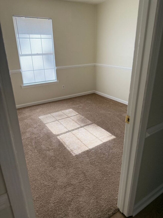 Building Photo - 4 Bedroom, 3 Bath Home – Fully Updated & Move-In Ready! ($1,825/mo)