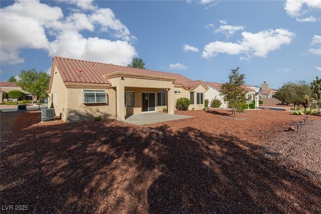 Building Photo - 2432 Palmridge Dr