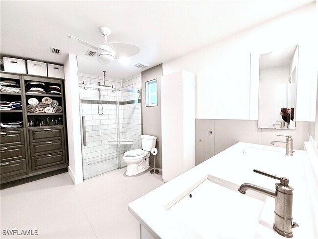 Building Photo - 3631 1st Ave NW