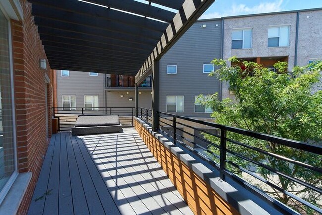 Building Photo - Sweet 2 Bed 2 Full Bath Downtown Indy Condo with Balcony Views!