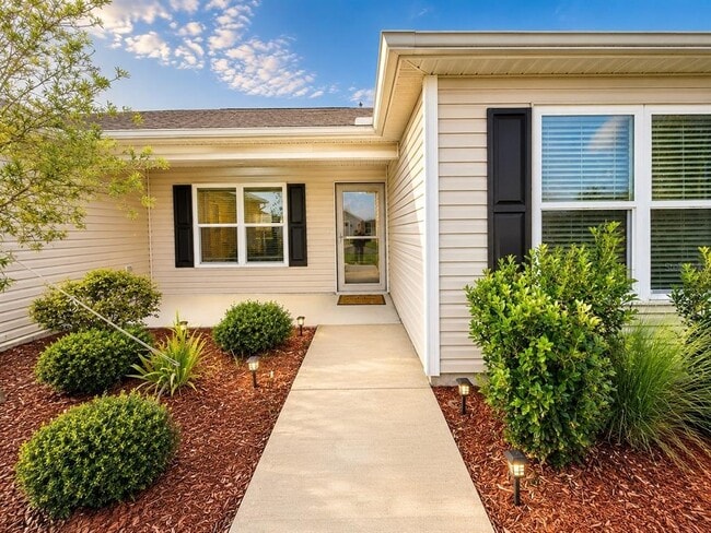Building Photo - 6743 Mary Lp