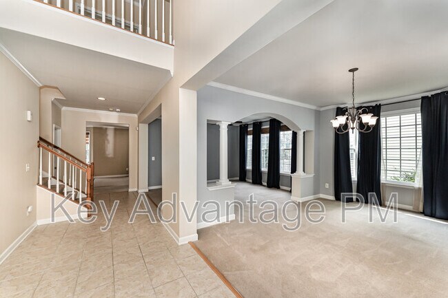 Building Photo - 4203 Talon Dr