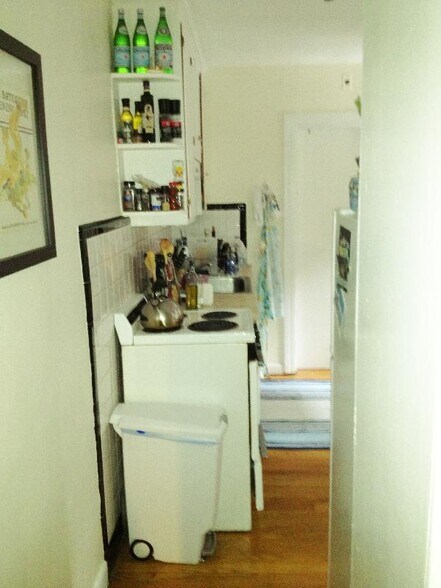 Building Photo - 16 Pinckney St