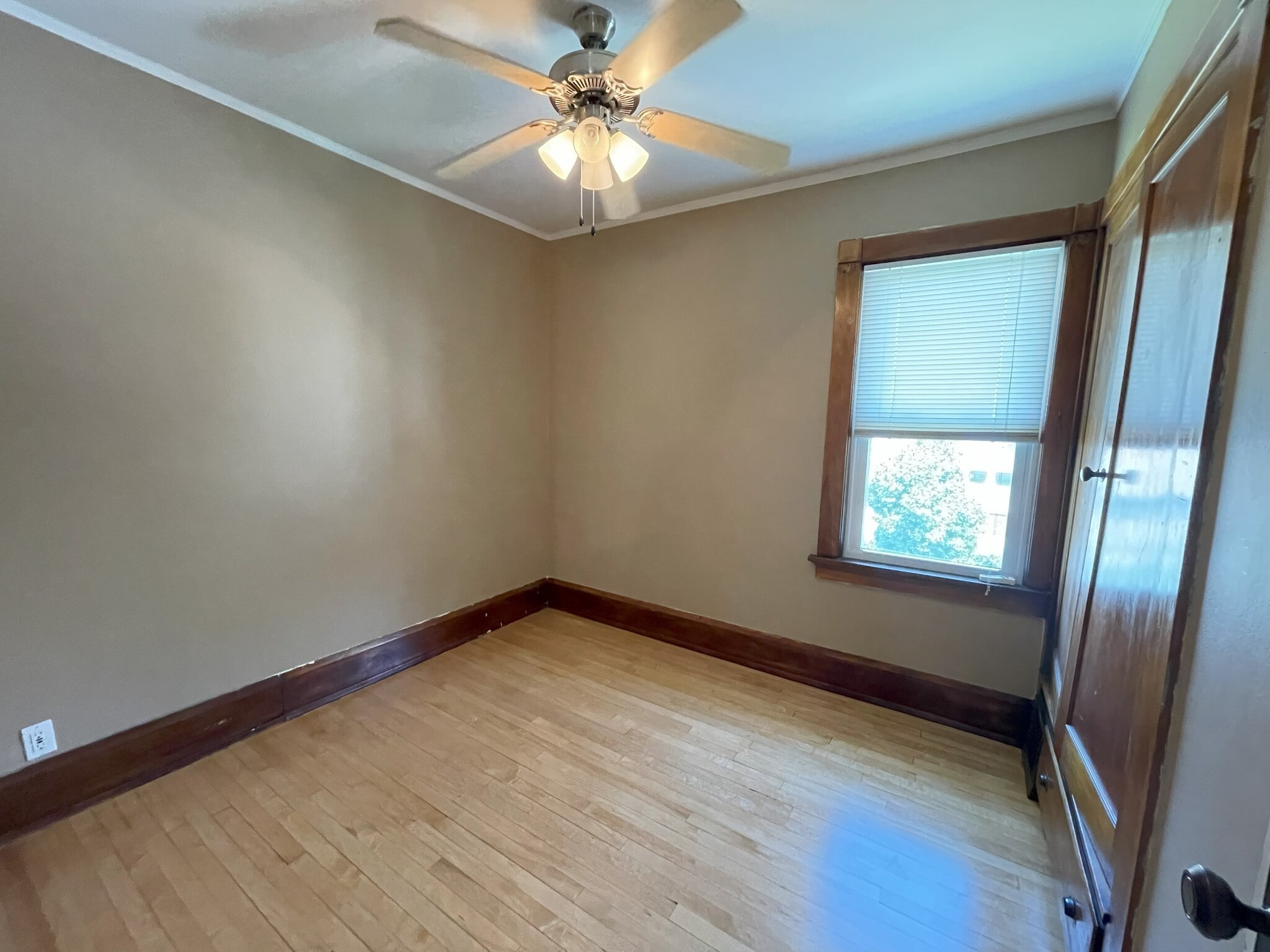 Building Photo - 1819 N 51st St