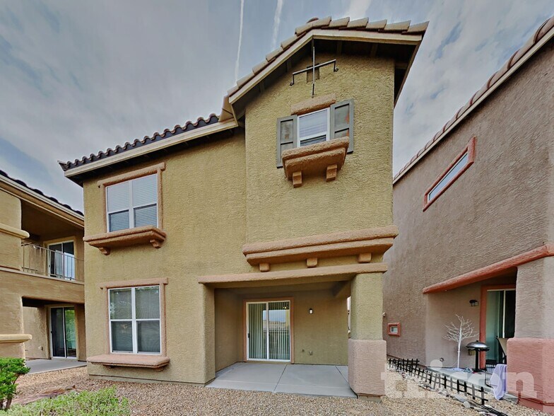 Building Photo - 8998 Ellenbrook St