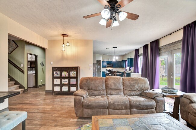 Building Photo - 6706 Lindale Manor Ct