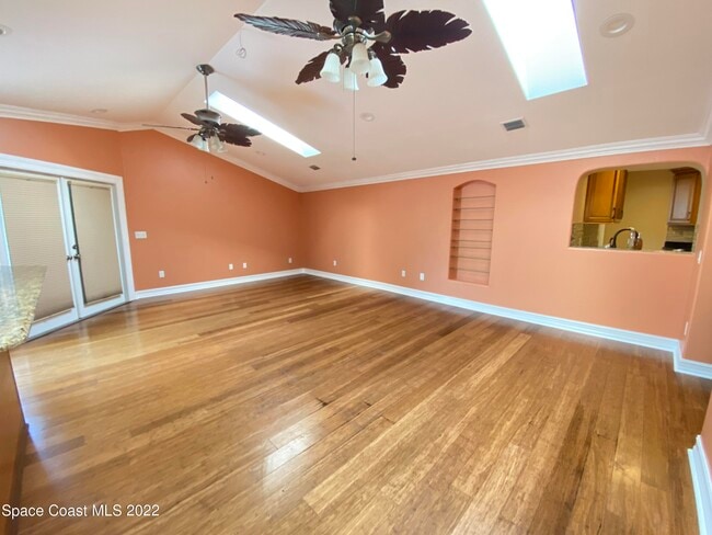 Building Photo - 288 Coral Way W