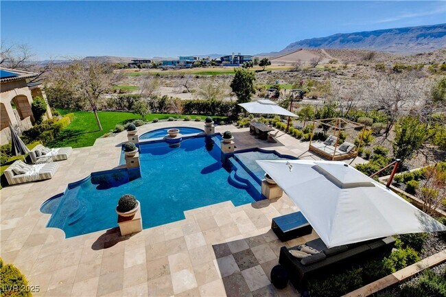 Building Photo - 11 Sable Ridge Ct