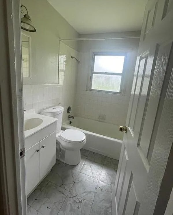 Building Photo - 9327 Nelan Dr