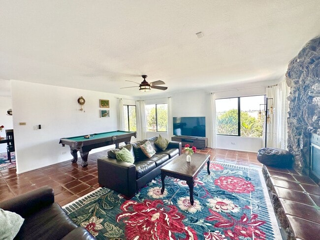 Building Photo - 1650 Winterwarm Dr