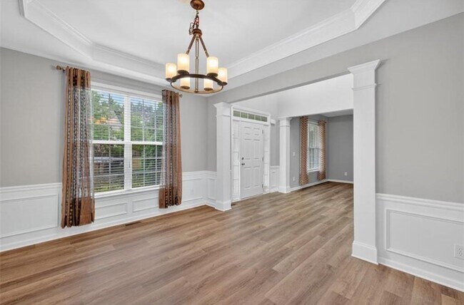 Building Photo - 740 Mayfair Ct