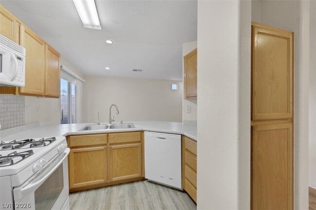 Building Photo - 1178 Burnt Sky Ave