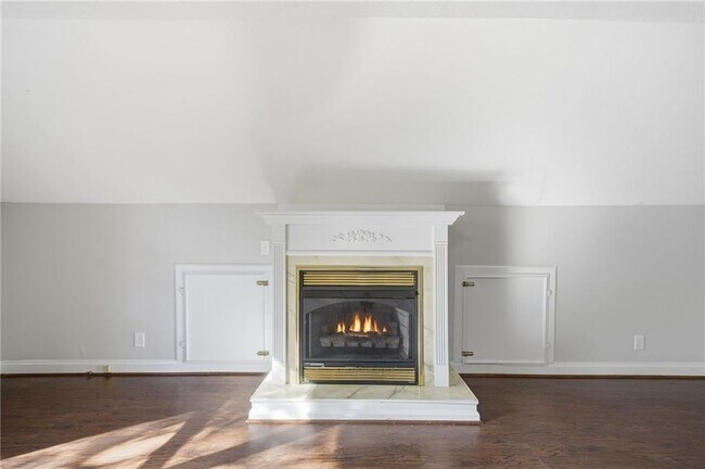 Building Photo - 3890 Steve Tate Hwy