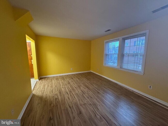 Building Photo - 3812 W St SE