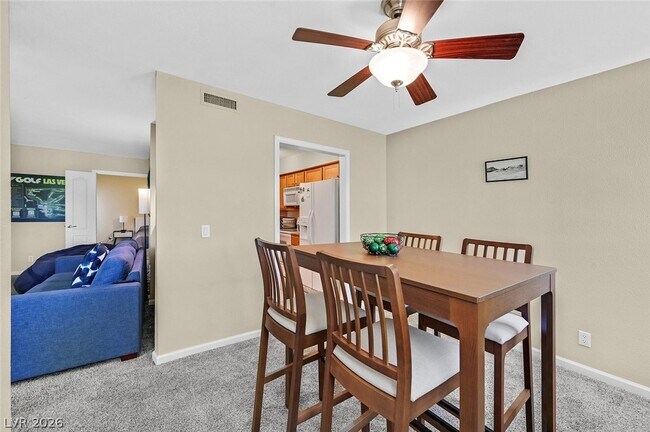 Building Photo - 668 Oakmont Ave