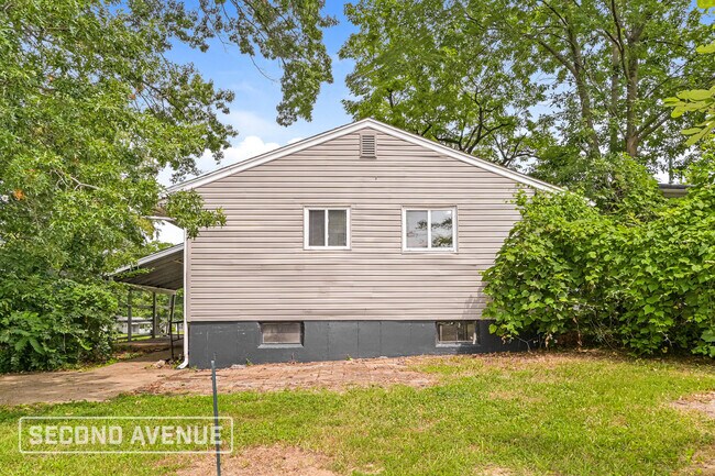 Building Photo - 232 Mc Alpine Dr
