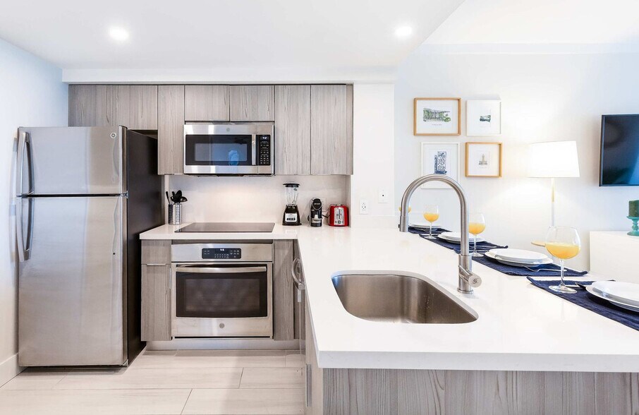 Building Photo - 2889 McFarlane Rd