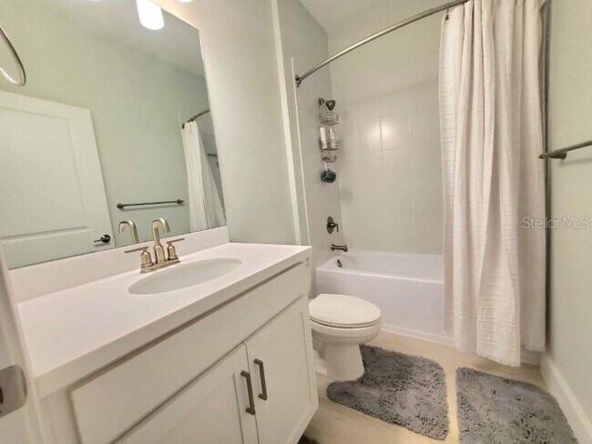Building Photo - 16087 Ivy Rdg Ct