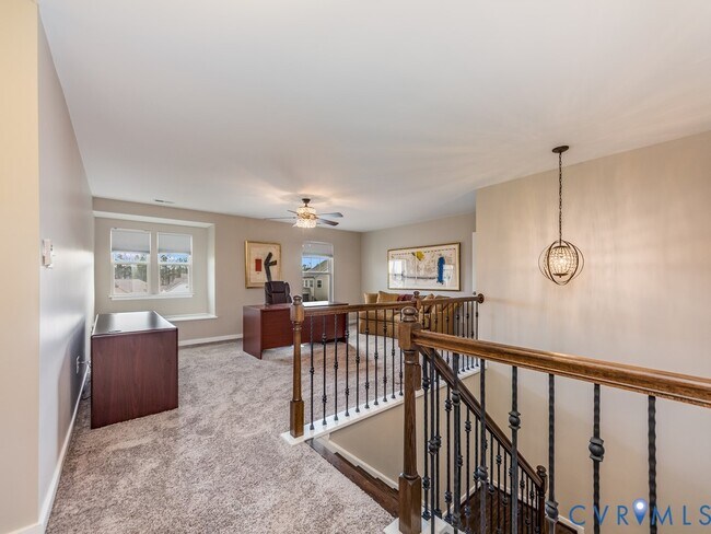 Building Photo - 1712 James Overlook Dr