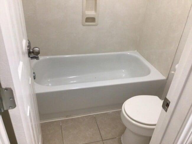 Building Photo - 21806 Saragosa Pond Ln