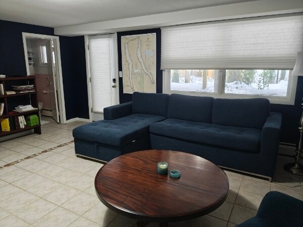 Building Photo - 37 Woodcrest Ave