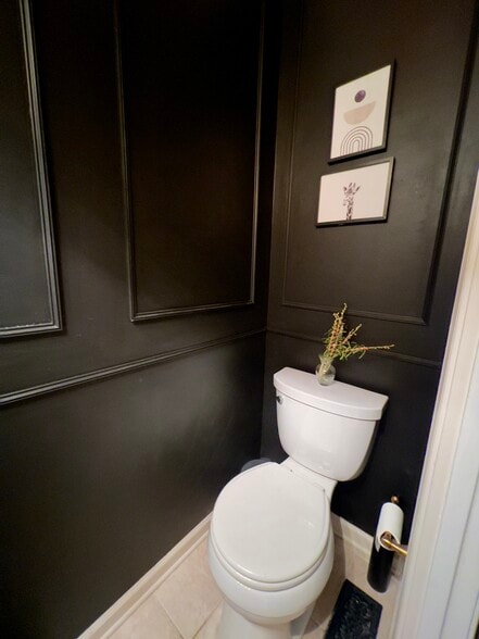 Powder room - 111 E Colonial Dr
