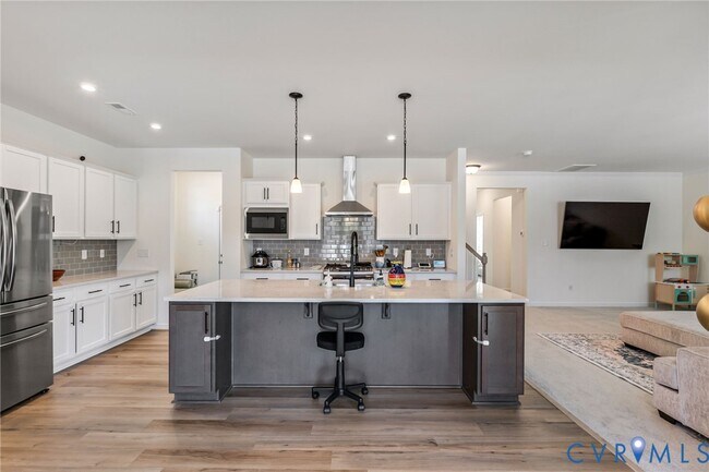 Building Photo - 10702 Skippers St