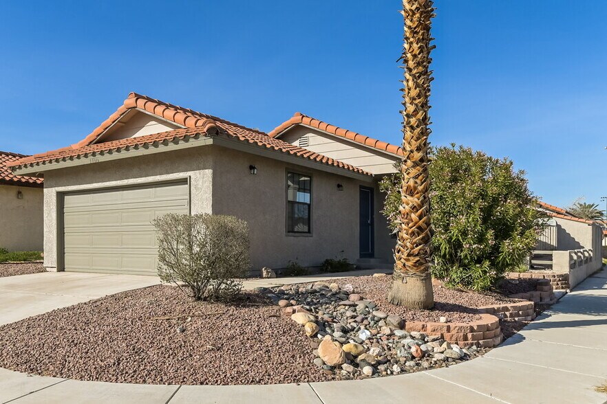 Building Photo - 7700 Blackbird Ave