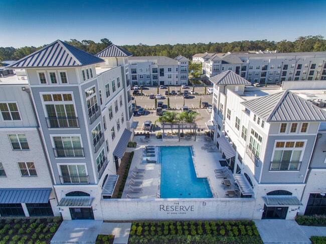 Building Photo - The Reserve at Shoe Creek