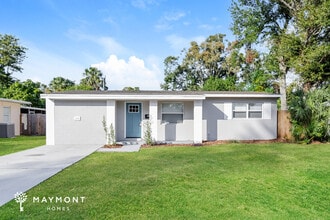 Building Photo - 2145 25th Ave N