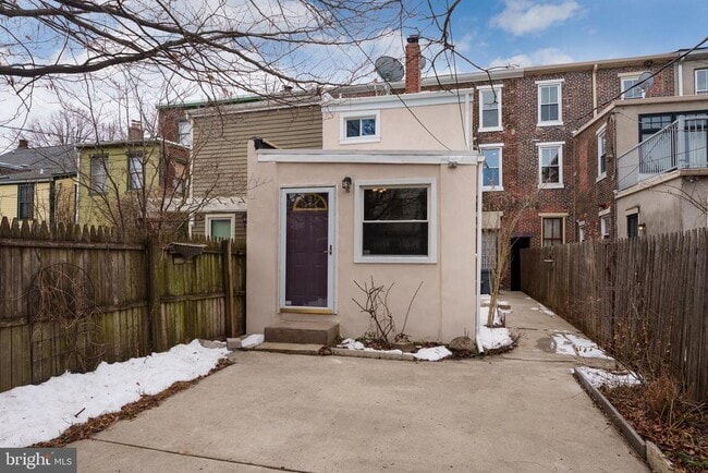 Building Photo - 236 Mercer St