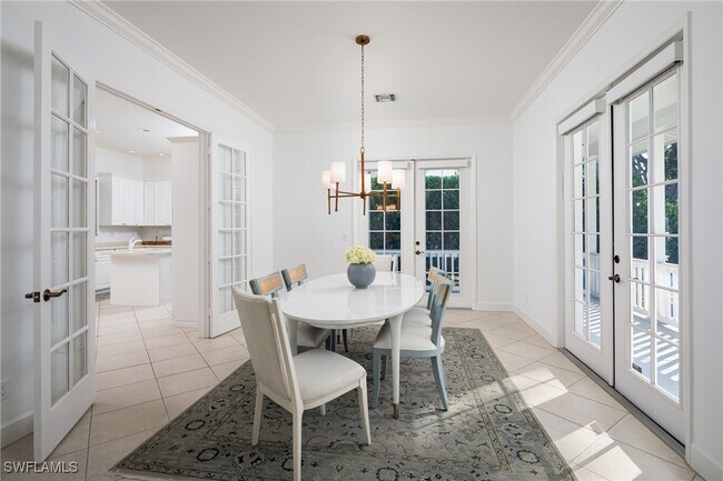 Building Photo - 155 1st Ave S