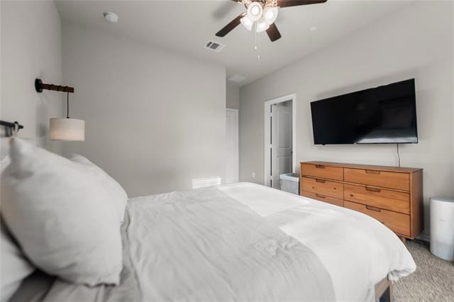 Building Photo - 3225 Hampton Dr