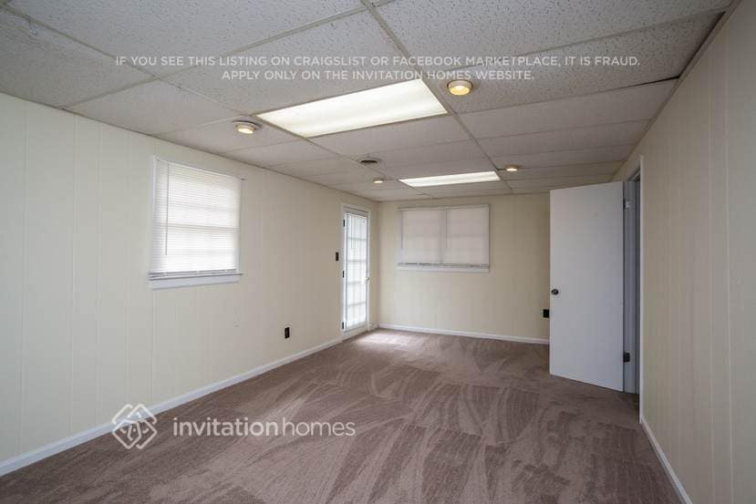 Building Photo - 2251 Rock Creek Dr
