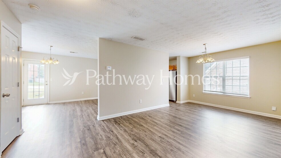 Building Photo - 808 Winsap Dr