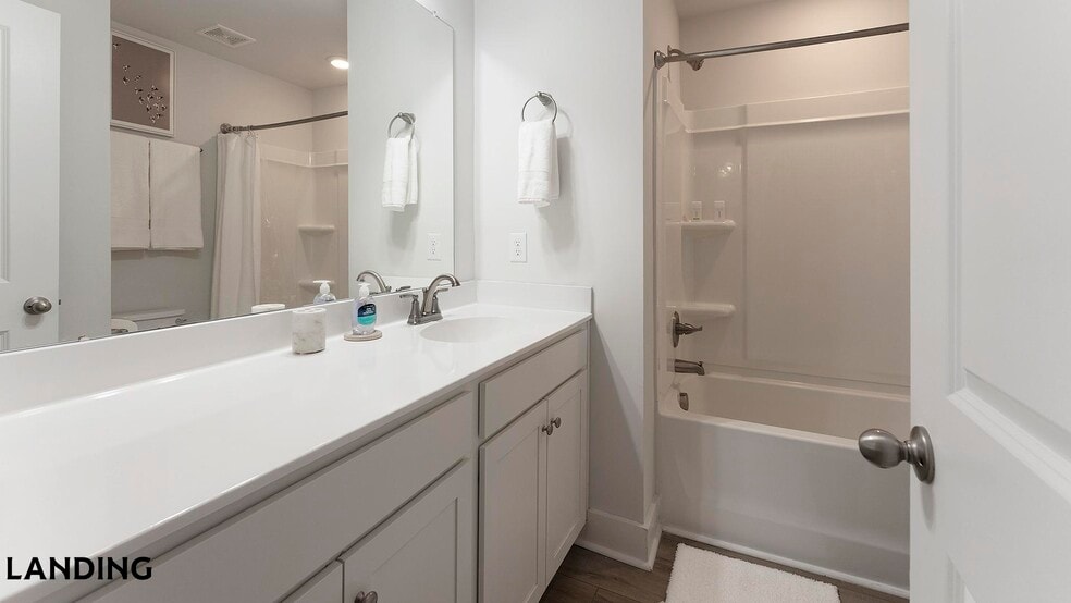 Building Photo - 1060 Orangeburg Rd