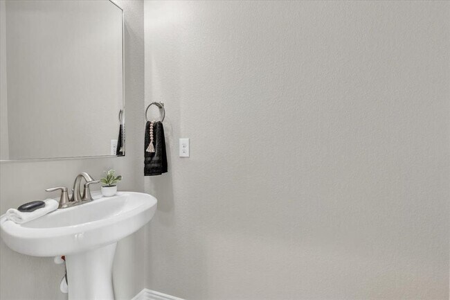 Building Photo - 306 Merlot Dr