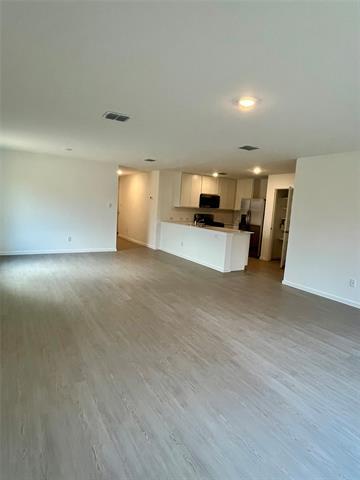 Building Photo - 1800 Ventasso Blvd