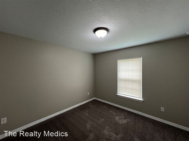 Building Photo - 219 Malauka Loop