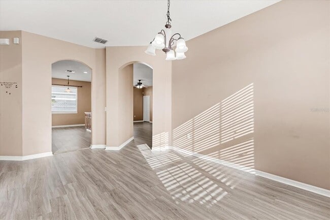 Building Photo - 3817 Blue Dasher Dr