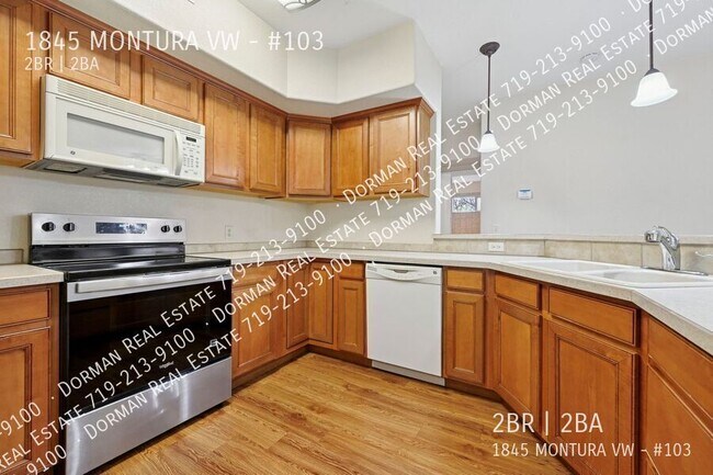 Building Photo - 1845 Montura View