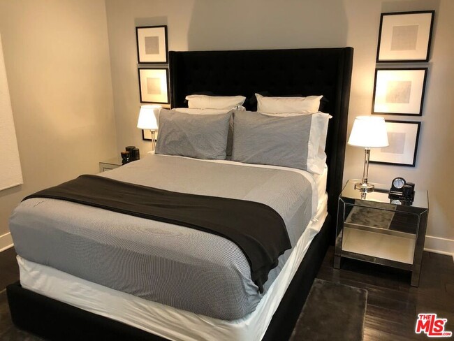 Building Photo - 12003 Emery Ln