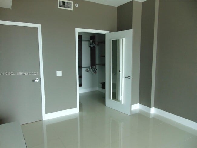 Building Photo - 60 SW 13th St