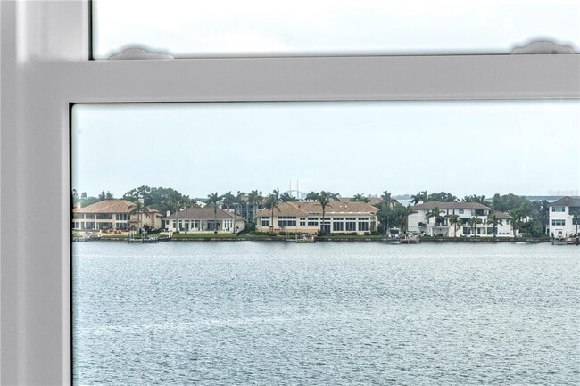 Building Photo - 5200 Brittany Dr S