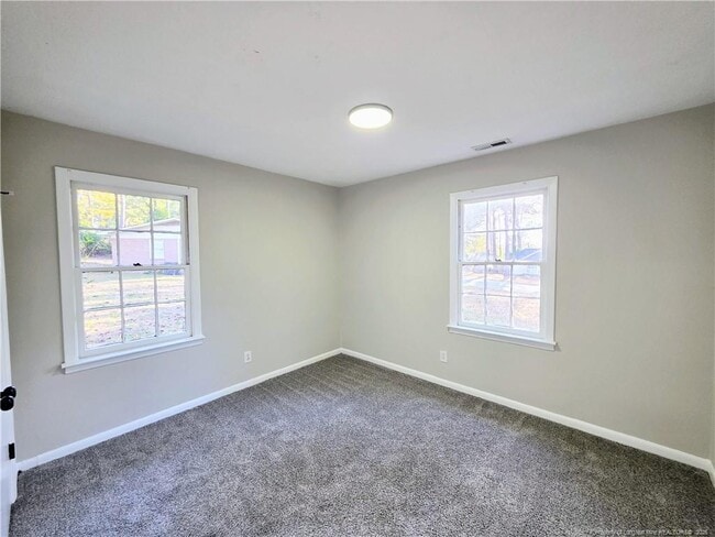 Building Photo - 7525 Kisco Dr