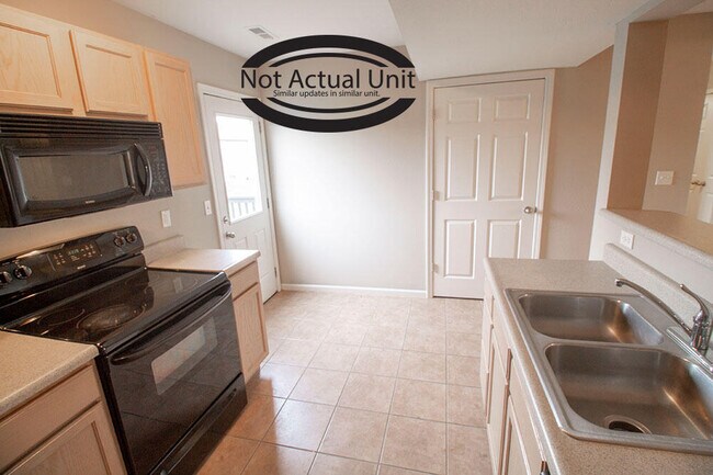 Building Photo - 3913 Snowy Owl Dr