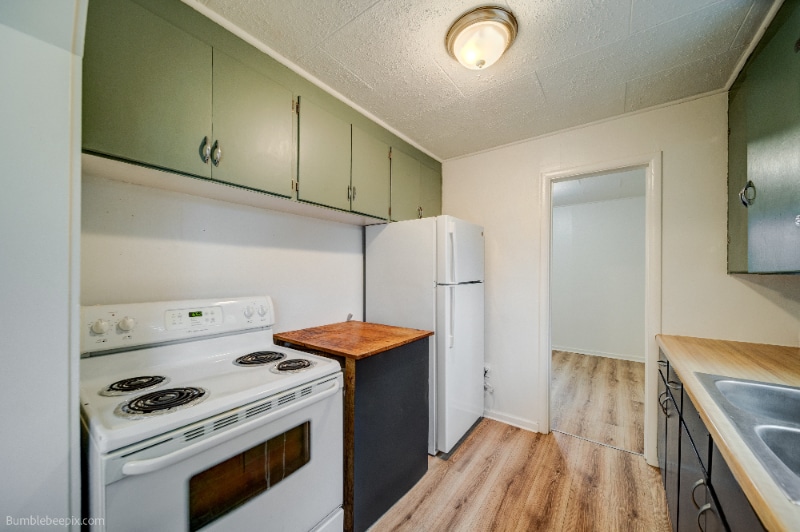 Building Photo - 802 Pine St