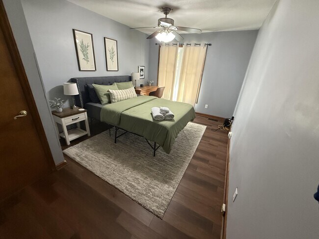 Building Photo - 1012 Windward Psge