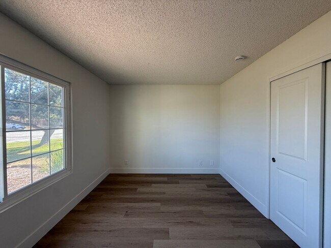 Building Photo - Just Beautifully Updated Village Hills Single Story Home in Orcutt